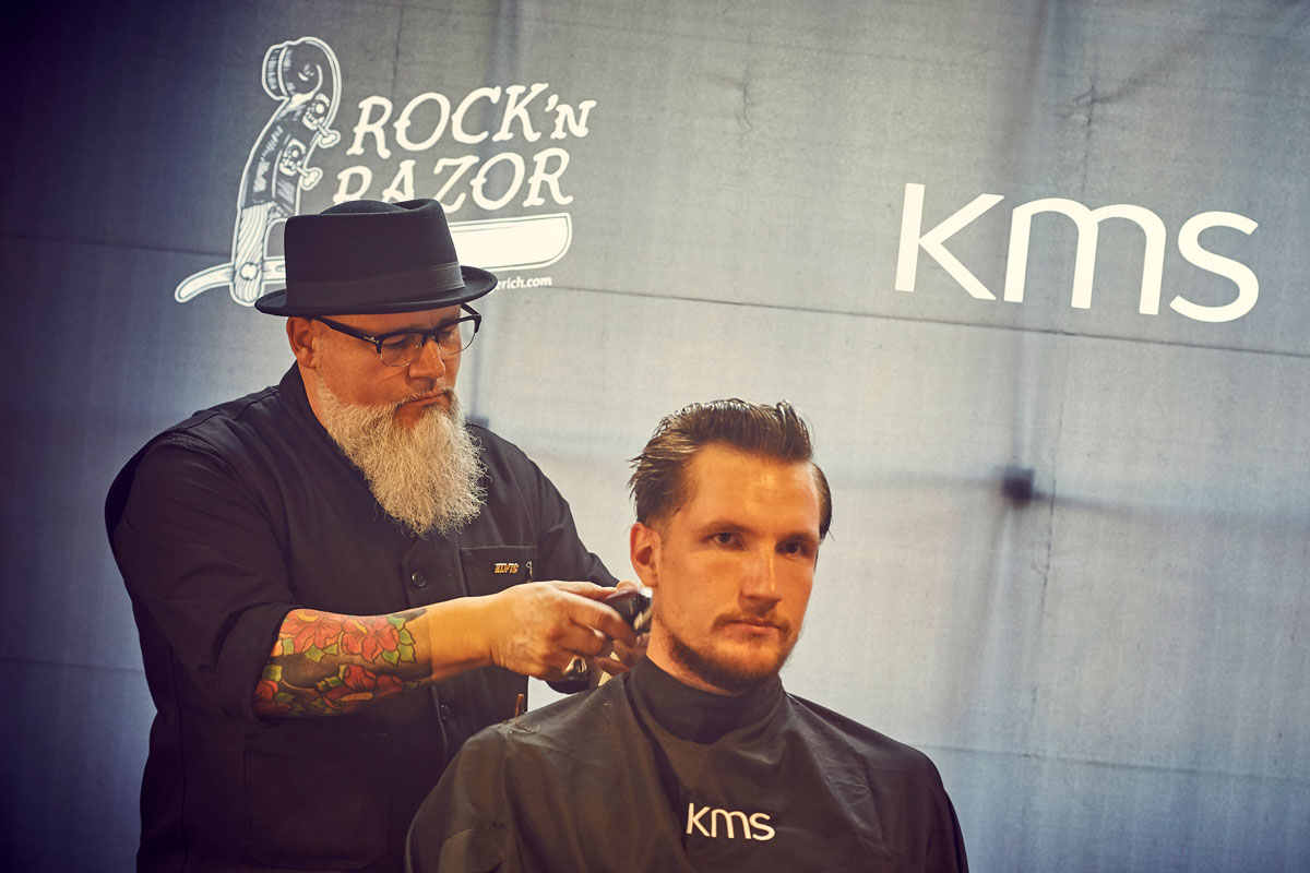 pict_event_rock-n-razor_barber_convention_2017_037