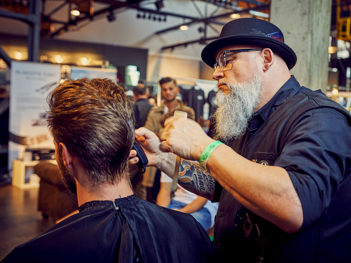 pict_event_rock-n-razor_barber_convention_2017_064