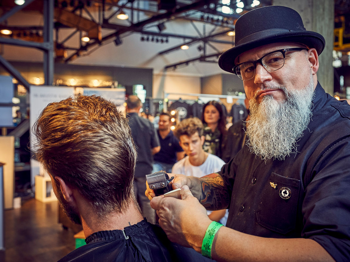 pict_event_rock-n-razor_barber_convention_2017_065