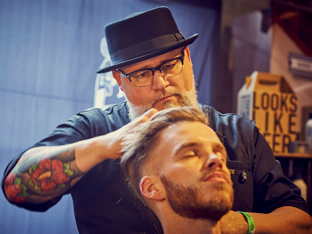 pict_event_rock-n-razor_barber_convention_2017_106